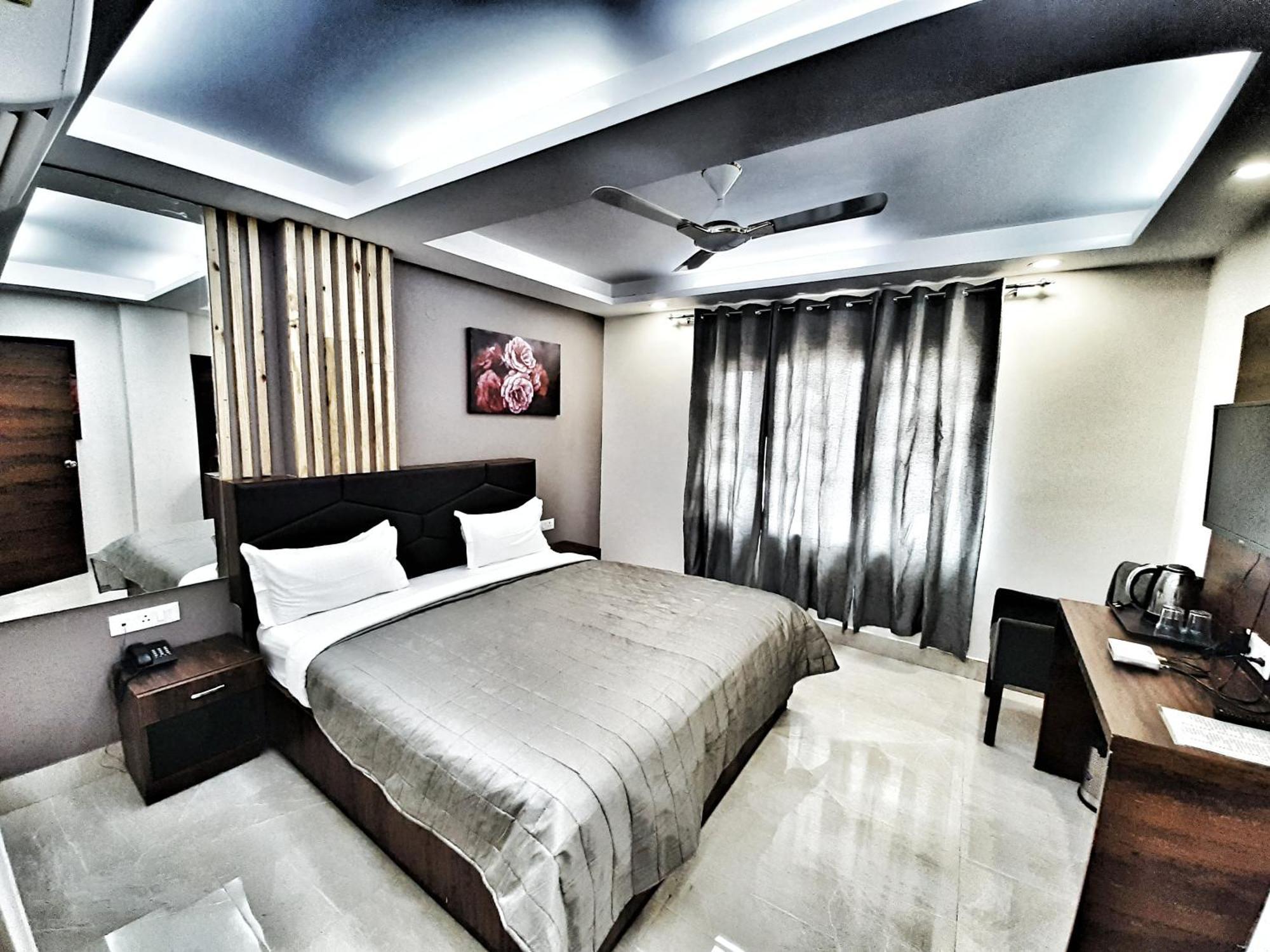 Airport Hotel Delhi Aerocity, 15 Mins Yashobhoomi Új-Delhi Kültér fotó