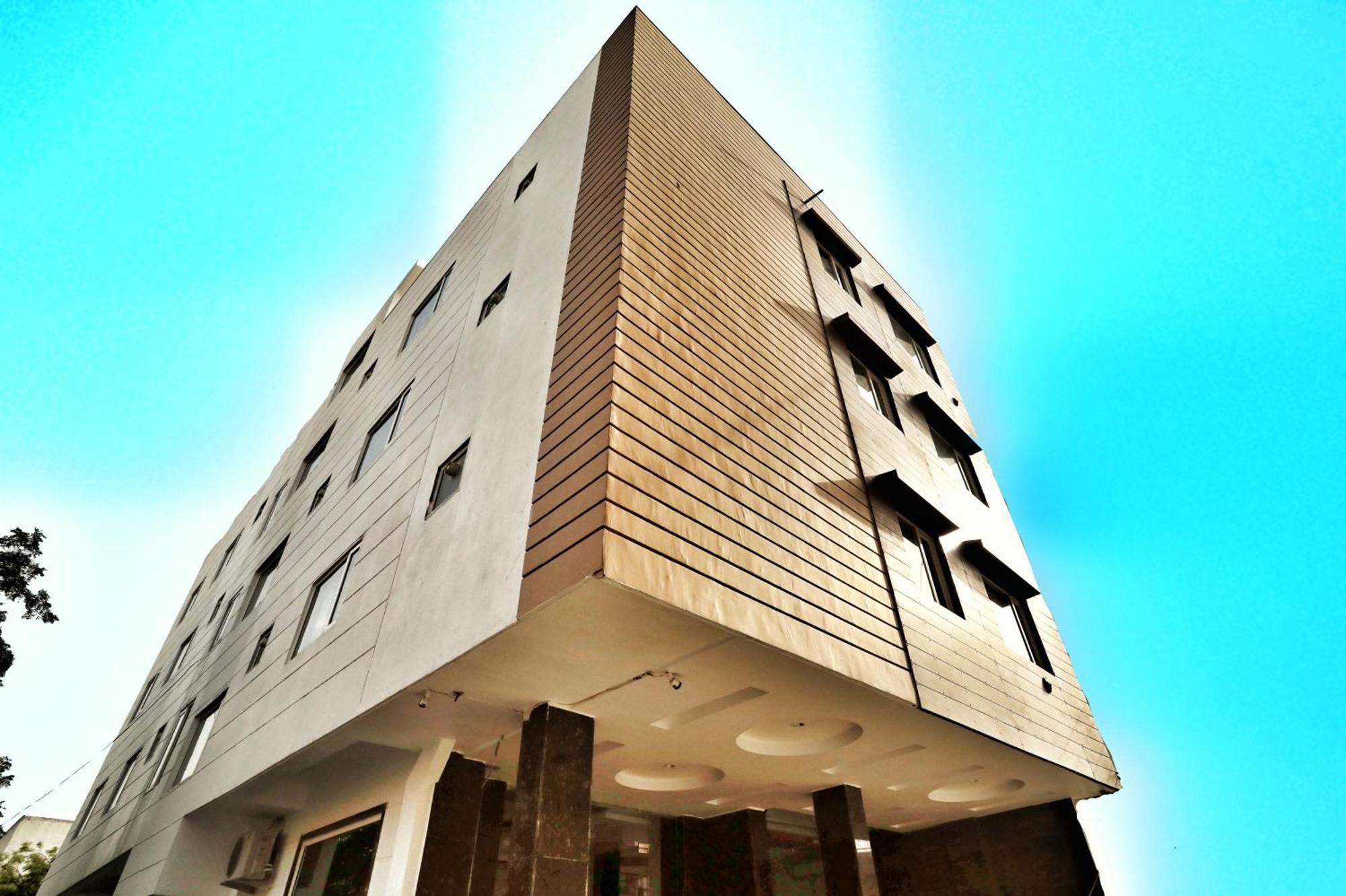 Airport Hotel Delhi Aerocity, 15 Mins Yashobhoomi Új-Delhi Kültér fotó